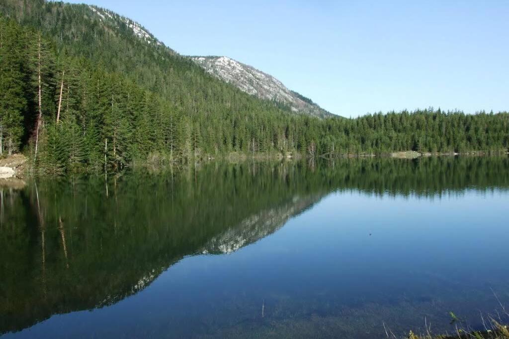 Spectacular Lakeview House Zabljak  Bagian luar foto
